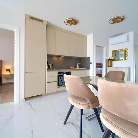 Luxury-relax Muraj Appartement