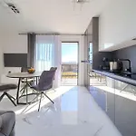 Luxury-relax Muraj *